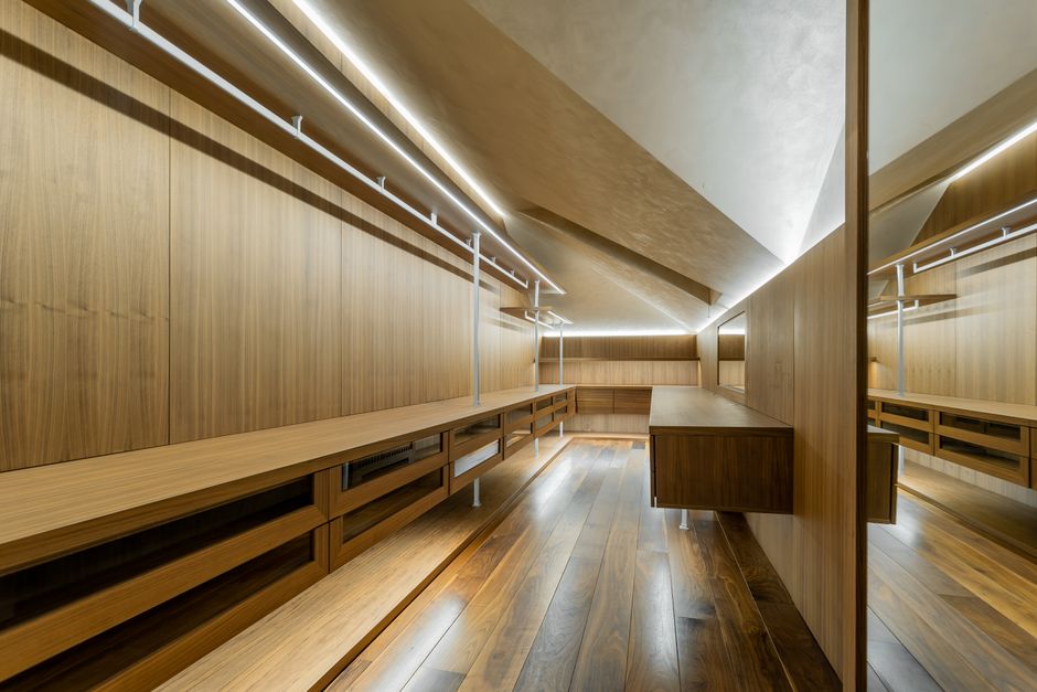 The Art of Luxury Wood Furnishings: How to Elevate Your Space